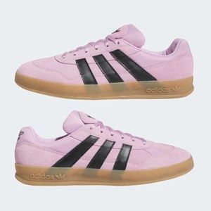 NIB Adidas Gonz aloha super sambas